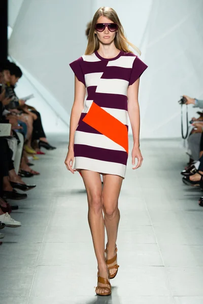 Look 35